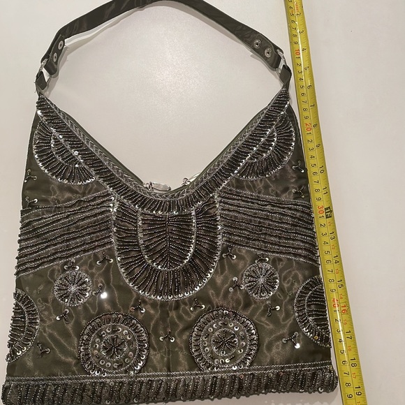 NWOT: moss green beaded and sequin shoulder bag - Picture 11 of 13
